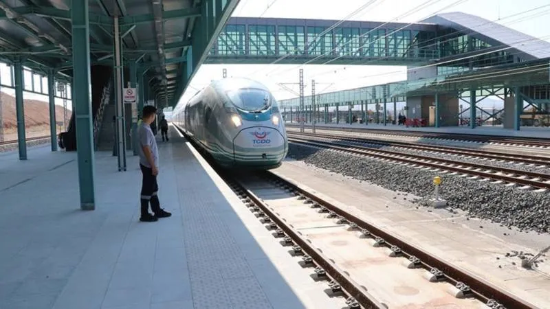Babaeski Tren İstasyonu İhalesi: Kolin İnşaat'ın Şansı Mı Yoksa...?