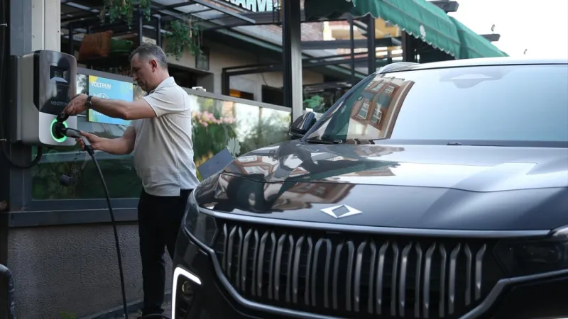 2030'da satılacak araçların yüzde 60'ı elektrikli olacak