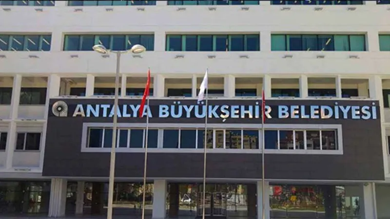 Antalya Belediyesine rüşvet operasyonu! 6 kişi gözaltına alındı