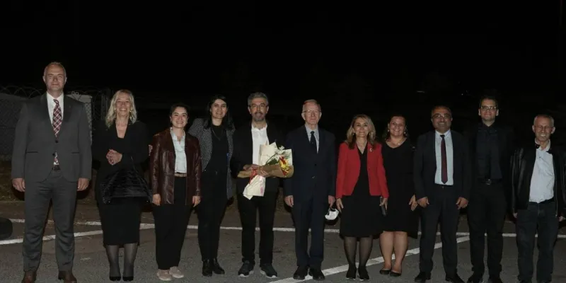 Avukat Fırat Epözdemir cezaevinden çıktı