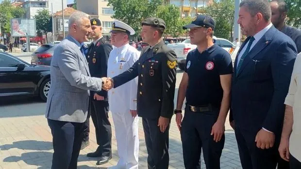 Bakan Bolat'tan Kritik Uyarı: Türkiye Güçlü Olmak Zorunda!