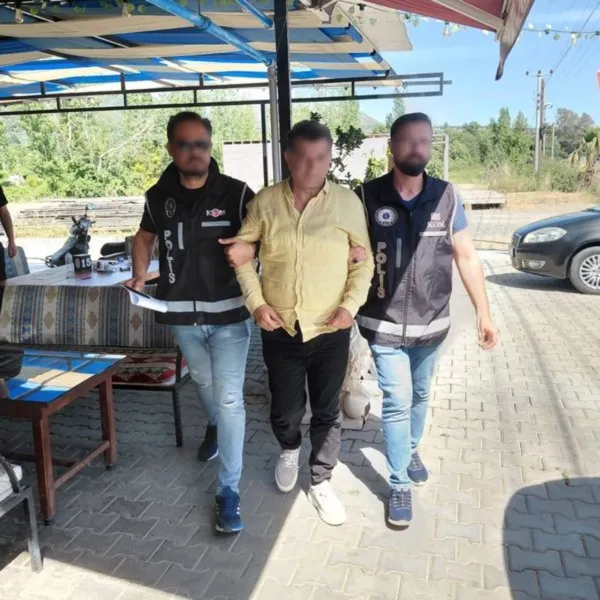 Borsada Manipülasyon Şoku! 6 Şüpheli Yurt Dışına Kaçarken Yakalandı!
