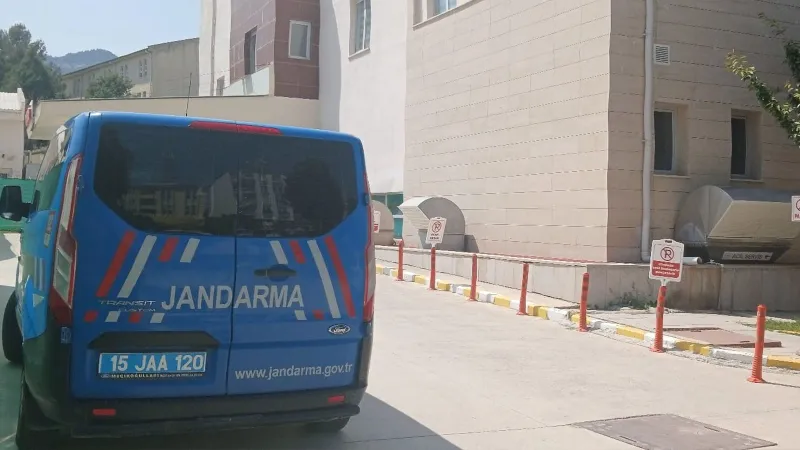 Elini kıyma makinesine kaptıran genç kız ağır yaralandı