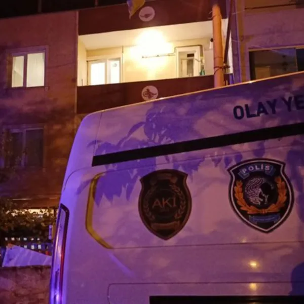 Kocaeli'nde Şok! Evde Karnından Vurulmuş Halde Bulundu!