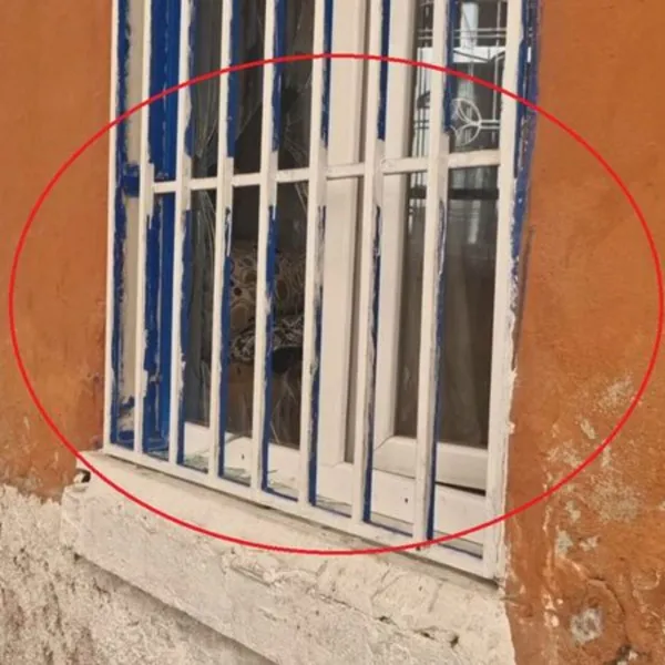Oğul Annesinin Camını Kırdı! Diyarbakır'da Şoke Eden Olay