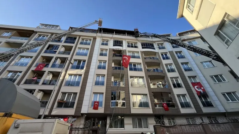 Eyüpsultan'da Korkunç Yangın! Alevler Gökyüzünü Sardı!
