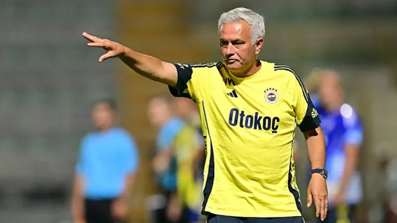 Fenerbahçe'de Bomba Transferler! 4 Yıldız İsim Geliyor Mu?