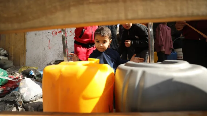 Gazze Belediyesi: Su kıtlığı ve 250 bin ton atık Filistin halkının sağlığını tehdit ediyor