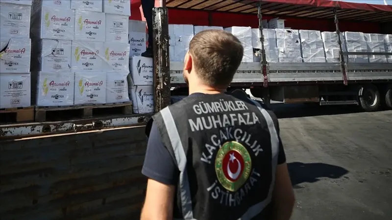 Gümrükte Şok Baskın! 35,5 Milyar TL'lik Kaçak Ele Geçirildi!