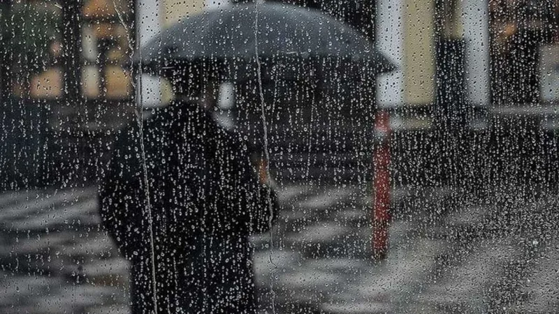 Güneşli hava bir anda sağanağa dönüşecek
