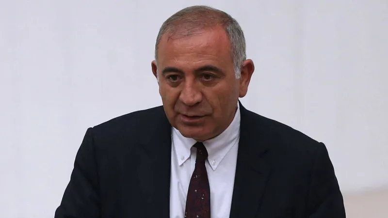 Gürsel Tekin'den Şok Hamle: Pazartesi İstanbul İl Binasında!