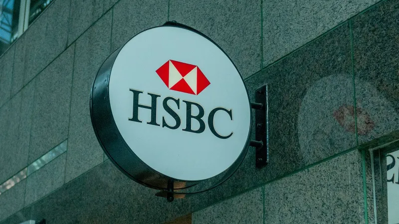 HSBC'den Çalışanlarına Şok İkramiye Kararı! Ofise Gelmeyene Yok!