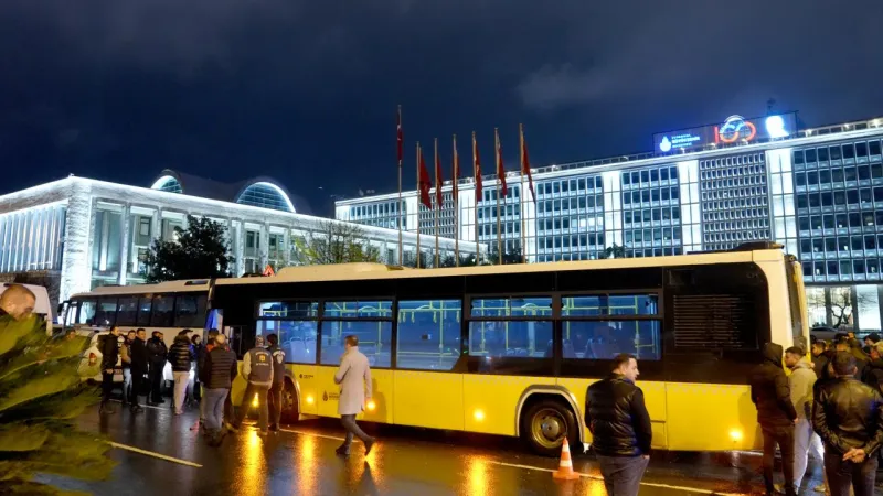 İstanbul'da Özel Halk Otobüsleri bugün kontak kapattı