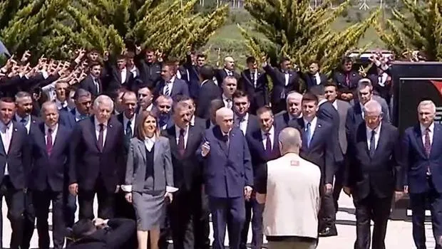 MHP lideri Bahçeli, Ülkücü Şehitler Anıtı'nı ziyaret ediyor