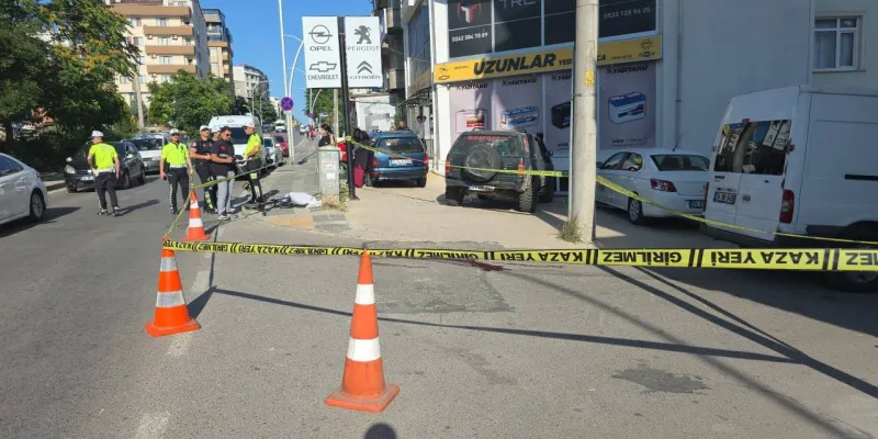 Minibüsün Çarptığı Hamza Hayatını Kaybetti! Gebze'de Acı Haber