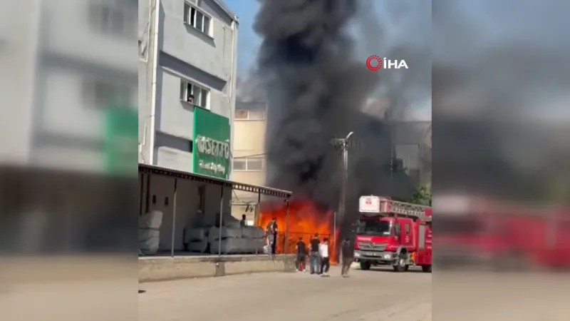 Mobilya sanayinde yangın