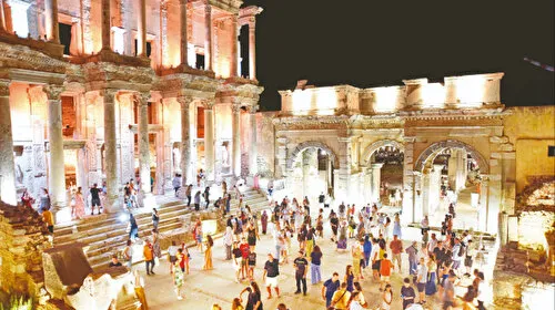 Türkiye'nin Tarihi Hazineleri Gece Işıltısında: 27 Mekan Açılıyor!