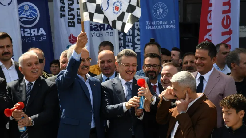 Uraloğlu Trabzon'da Bisiklet Şöleni Başlattı! O Anlar