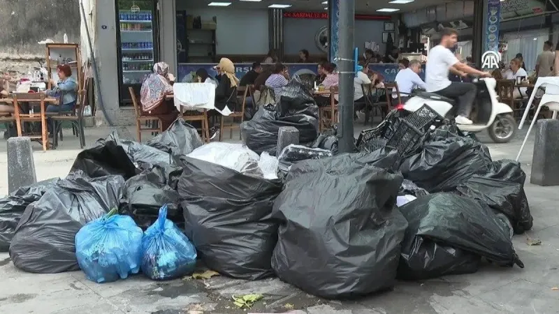 İzmir'de Çöp Krizi! CHP'li Belediyede İşçi İsyanı mı?