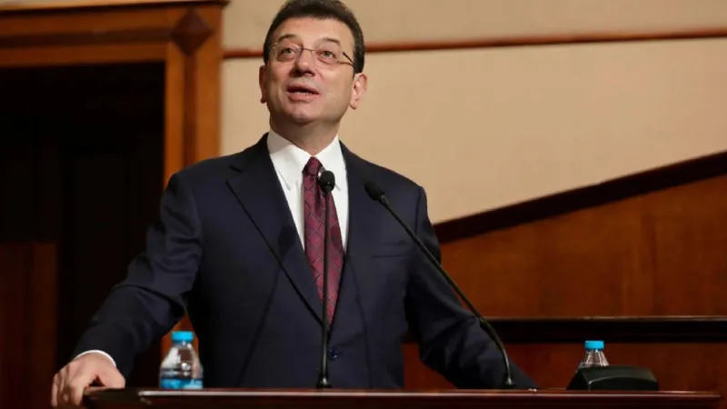 İmamoğlu'ndan Sert Sözler: Ahlaksıza Karşı Çıkan Öğrenciler!