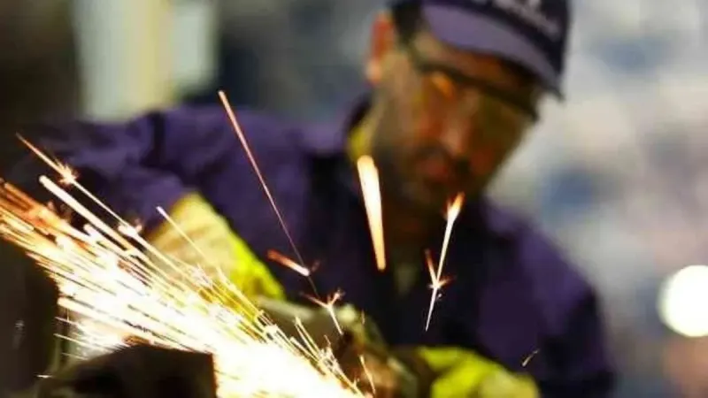 Şok Rakam! İşsizlik 25 Yılın Dibinde: Rekor Düşüşün Sırrı Ne?