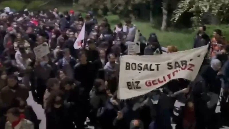 ODTÜ'den Nureddin Yıldız Protestosu: Öğrenciler Ayakta!