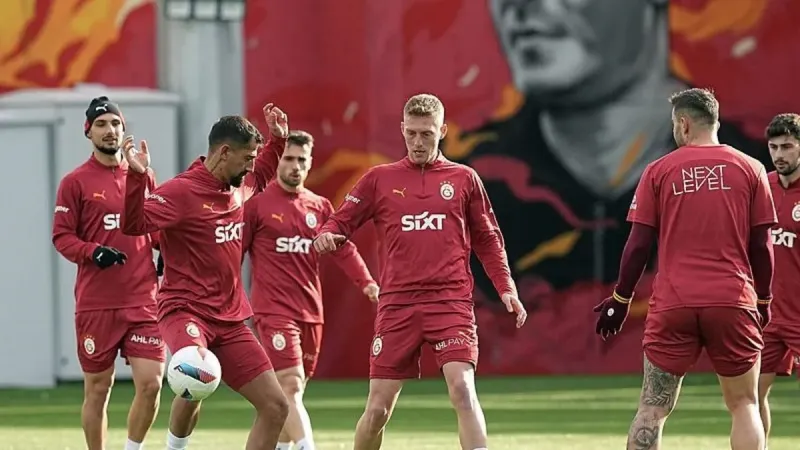 Okan Buruk'tan Şok Karar! Samsunspor Maçı 11'i Belli Oldu Mu?