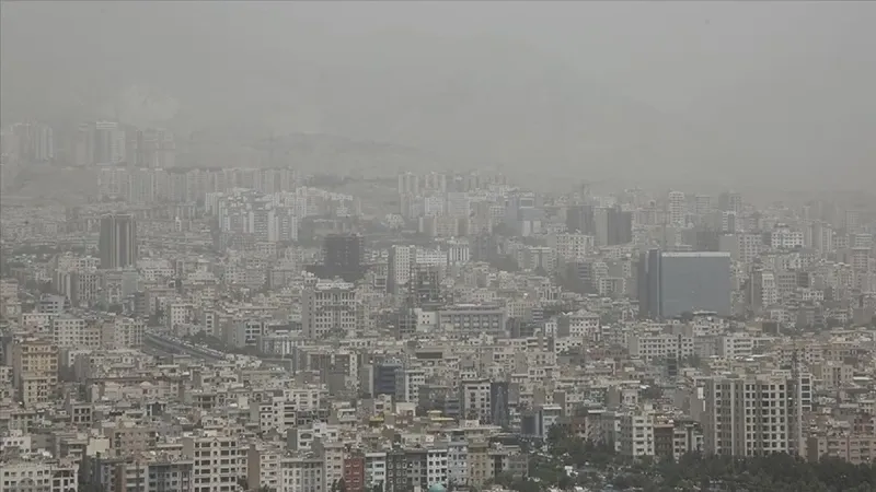 İstanbul'da Hava Kirliliği Alarmı: Göztepe D-100 Bölgesi Tehlike Altında