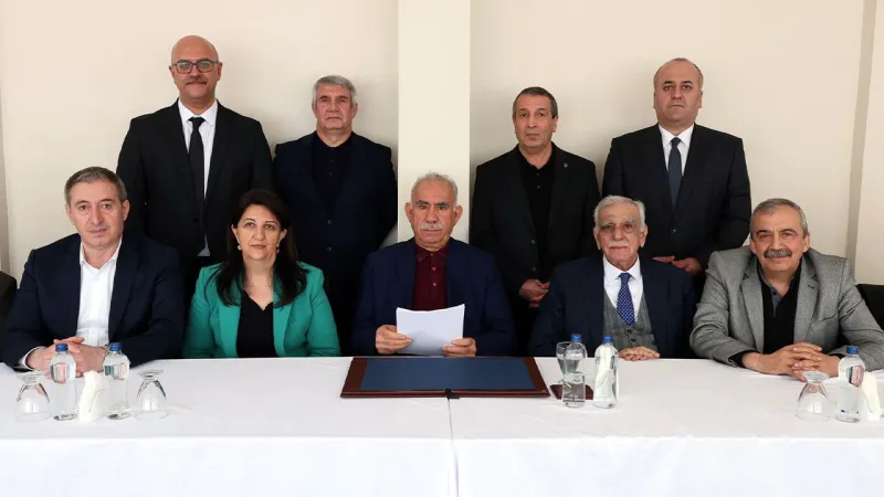 PKK Kongresi Kararları: Silah Bırakma İlanı mı Geliyor? ŞOK!