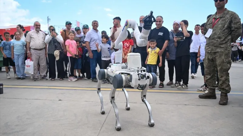 Jandarma'dan Teknoloji Hamlesi: Robot Köpek Göreve Başladı!