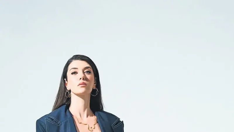 Aslıhan Güner'den Şaşırtan Saç Açıklaması: Sigorta mı Geliyor?