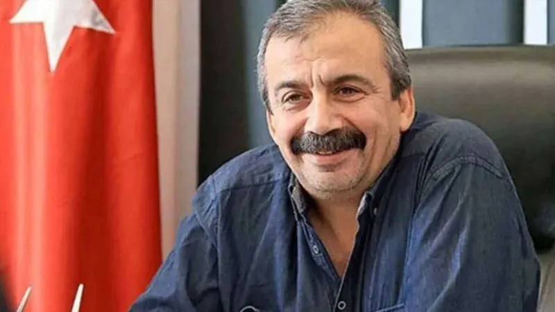 Sırrı Süreyya Önder'in Adı Caddeye Veriliyor! Nerede?