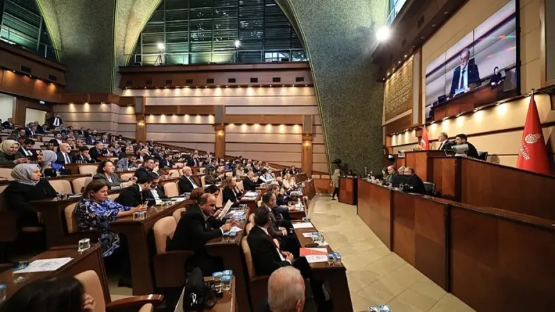 İstanbul'da Suya Şok Zam! İBB Meclisi Karıştı, Vatandaş Ne Diyecek?