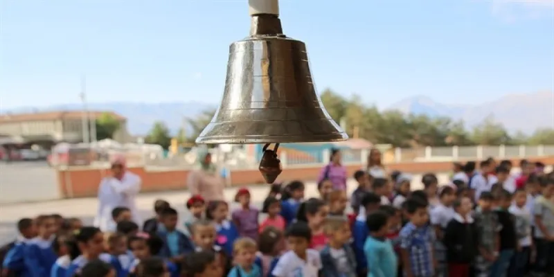 Zilsiz Okul Dönemi! MEB'den Öğrencilere Sürpriz Karar