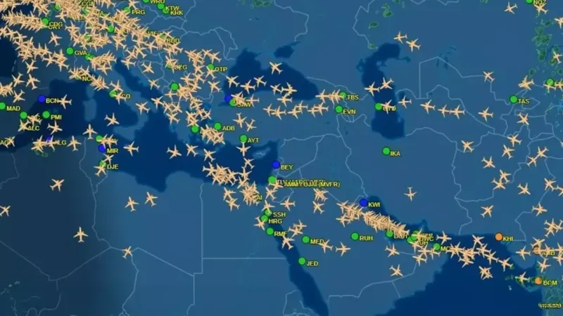 Ortadoğu'da Hava Sahası Alarmı! Türkiye'den Kritik Uçuş Kararı