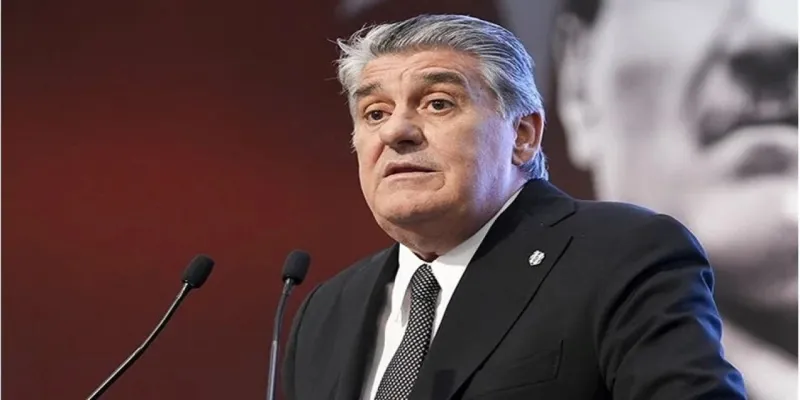Serdal Adalı'dan Sürpriz Hamle! Efsane Kaptana Yeni Görev
