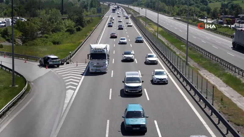 Tatilcilerin dönüş yolculuğu başladı: Bolu geçişinde akıcı yoğunluk