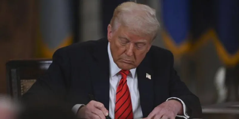 Trump'tan Şok Vize Kararı! Fiyatlar 10 Kat Arttı!